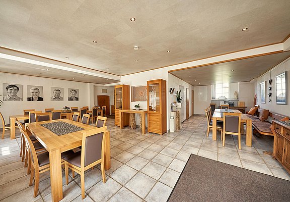 2023-04-14-tonimedia-Steffen-Probierstube-7575_HDR