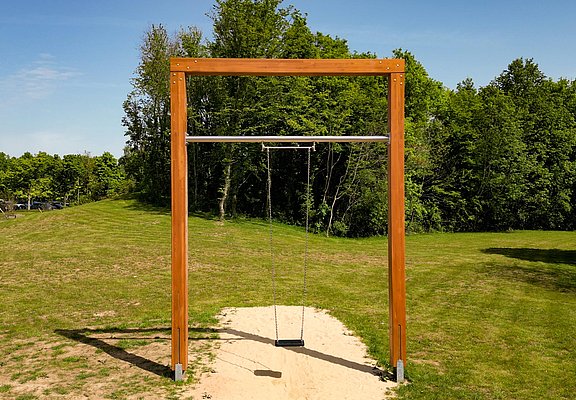 Große Schaukel im Kurpark