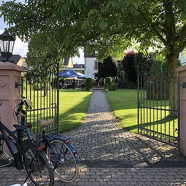 Einkehren im Weingut Lehnert-Veit
