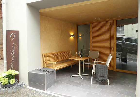 Rathausplatz Nr. 9