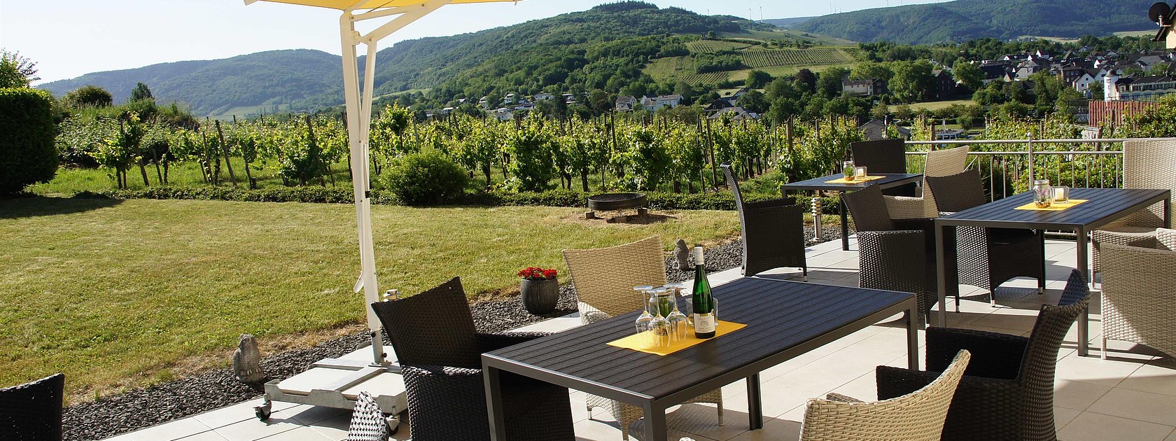 Weingut Genetsch Terrasse