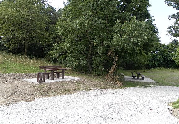Neuer Rastplatz am Schießstand Graach