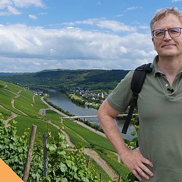 Wandern an der Mosel auf dem Klettersteig in Erden