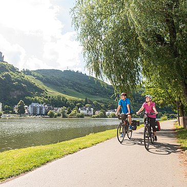 Radeln an der Uferpromenade