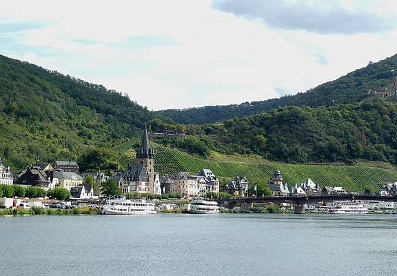 Bernkastel von der Mosel