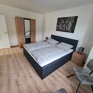 Schlafzimmer1