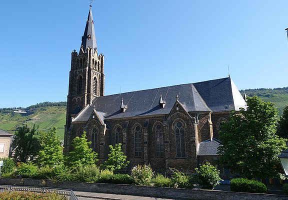 Eingang Kirche