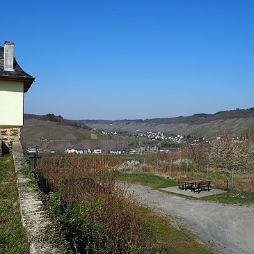 Helenkloster oberhalb von Mülheim