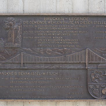 Infoschild bei der Hängebrücke Wehlen
