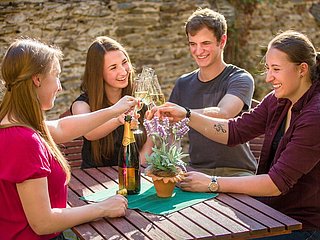 Wein genießen - Weingut Konstantinhöhe
