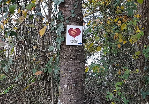 Beschilderung entlang der Strecke