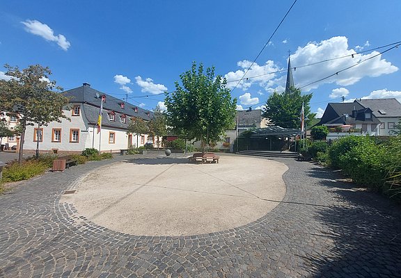 Rachtig_Deutschherrenplatz