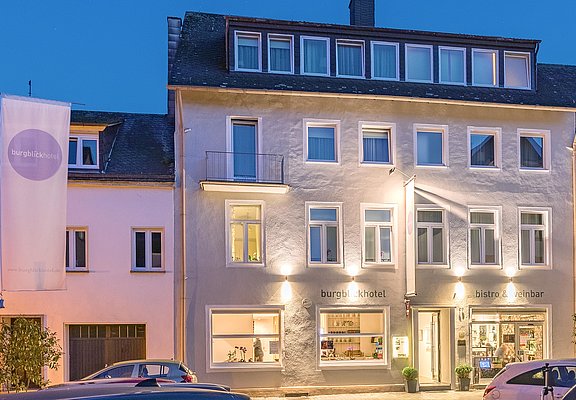 Burgblick_1_print_foehr-knoll