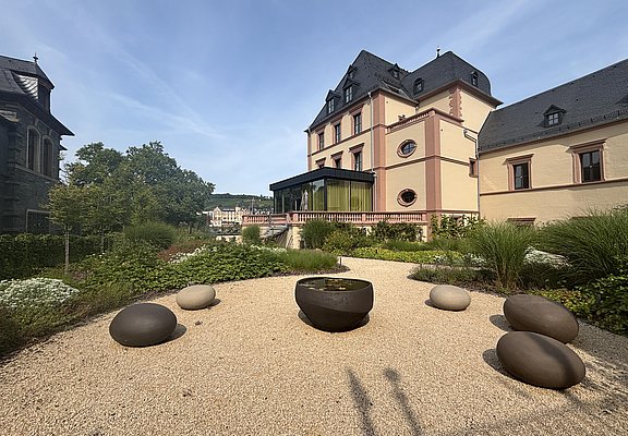 Sitzmöglichkeiten im Stadtpark